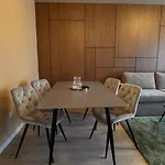 Apartman Relax At Coresi Mall *