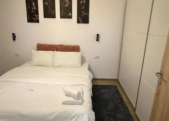 Relax At Coresi Mall Apartman Brassó